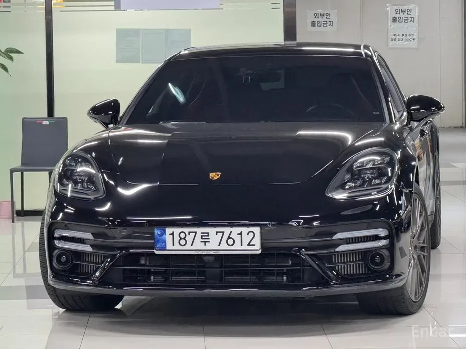 Porsche Panamera 2023 из Кореи — купить под ключ