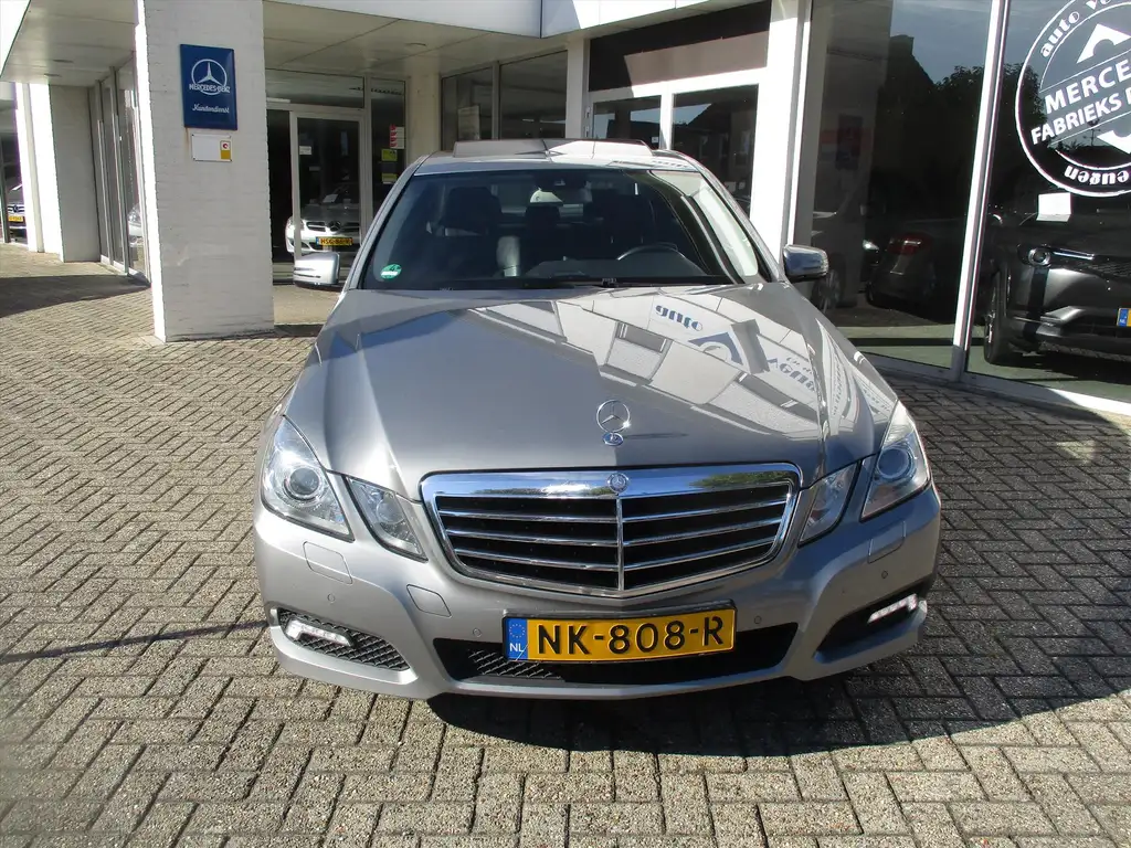 Mercedes-Benz E 350 2010 из Европы — купить под ключ