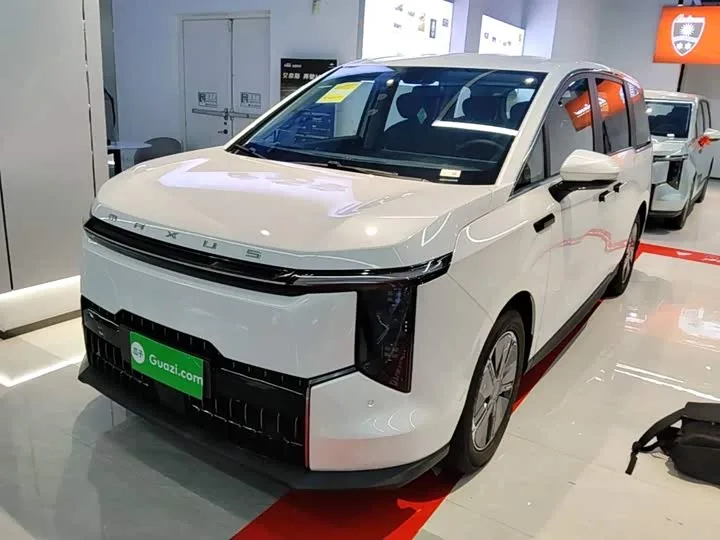 Maxus Mifa 7 2025 из Китая — купить под ключ