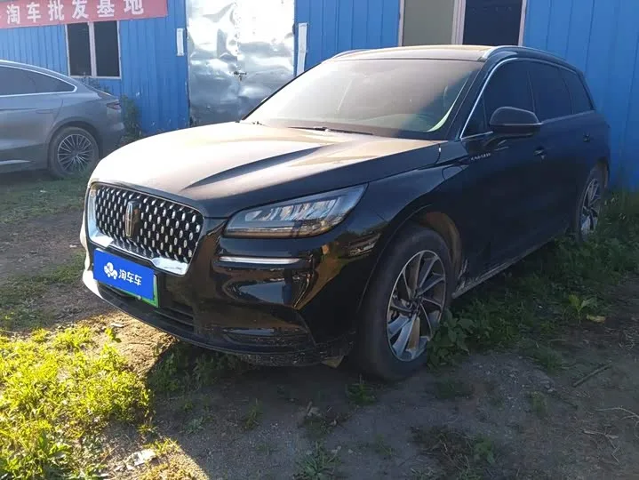 Lincoln Corsair Hybrid 2022 из Китая — купить под ключ