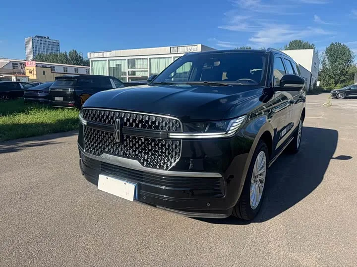 Lincoln Navigator 2025 из Китая — купить под ключ