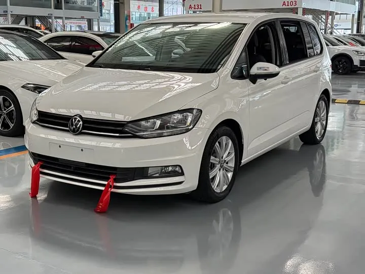 Volkswagen Touran L 2023 из Китая — купить под ключ