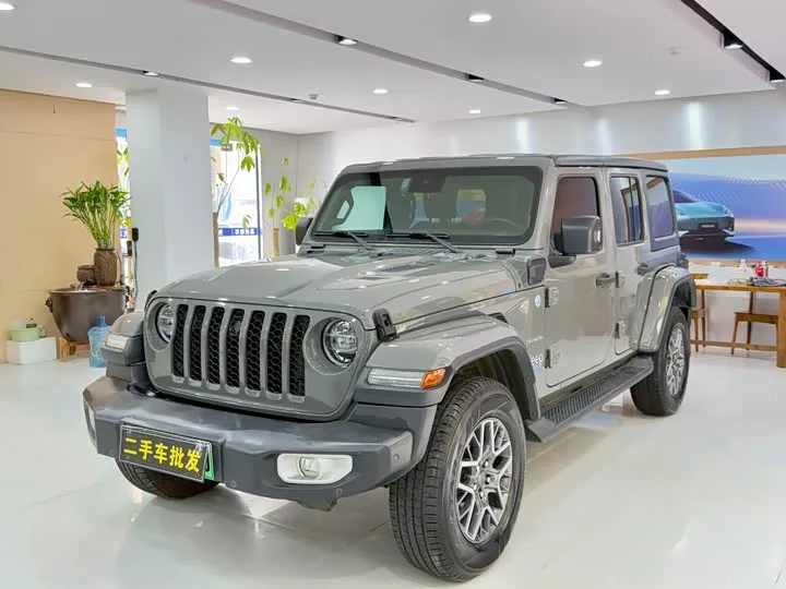 Jeep Wrangler Hybrid 2022 из Китая — купить под ключ