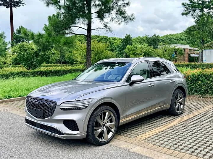 Genesis GV70 2025 из Китая — купить под ключ