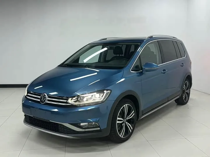 Volkswagen Touran L 2022 из Китая — купить под ключ