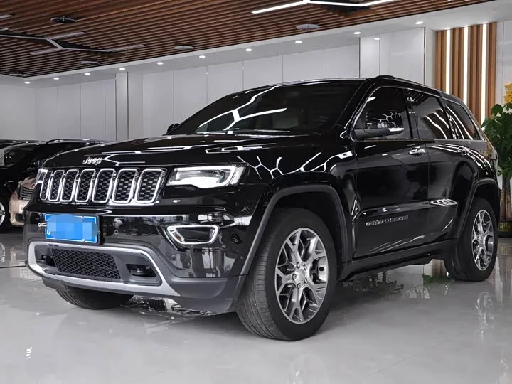 Jeep Grand Cherokee 2022 из Китая — купить под ключ
