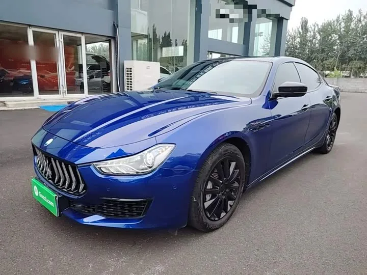 Maserati Ghibli 2023 из Китая — купить под ключ