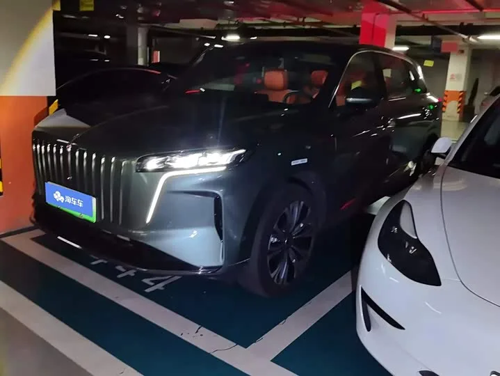 Hongqi HS6 Hybrid 2026 из Китая — купить под ключ
