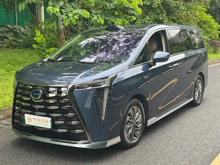 GAC Trumpchi M8 Hybrid 2026 из Китая — купить под ключ