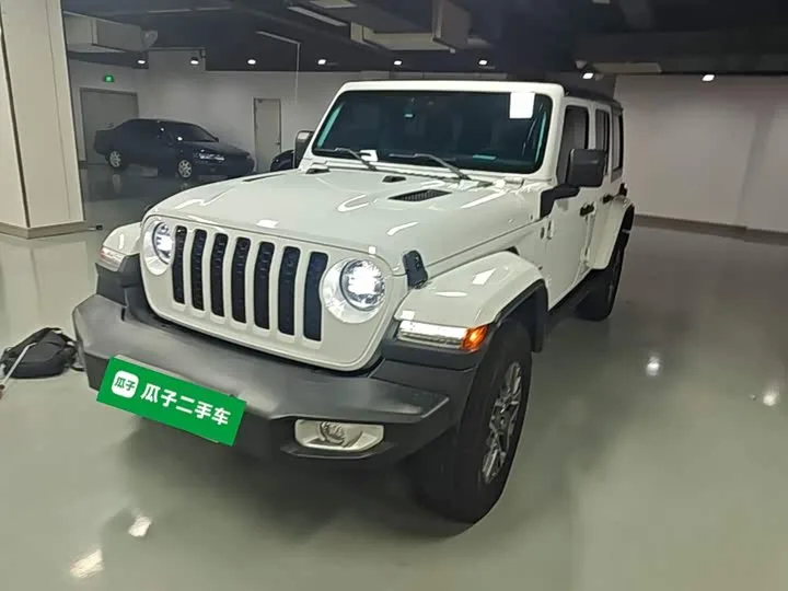 Jeep Wrangler Hybrid 2022 из Китая — купить под ключ
