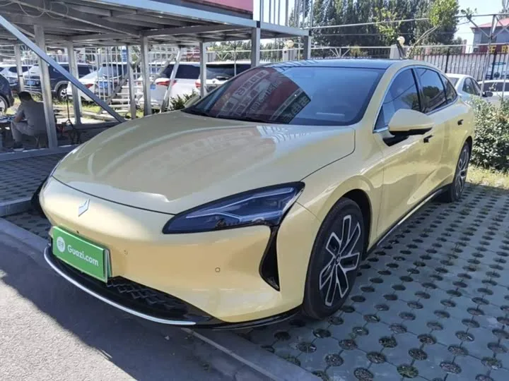 Baojun Xiangjing 2025 из Китая — купить под ключ