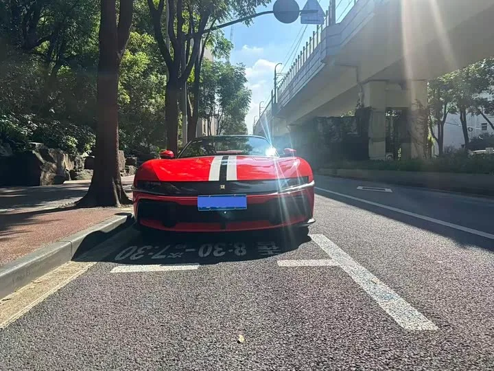 Ferrari 12Cilindri 2026 из Китая — купить под ключ