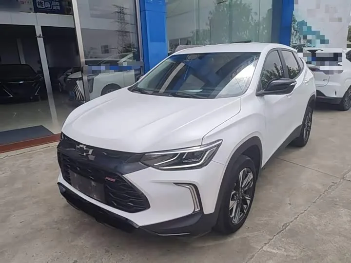 Chevrolet Tracker 2023 из Китая — купить под ключ