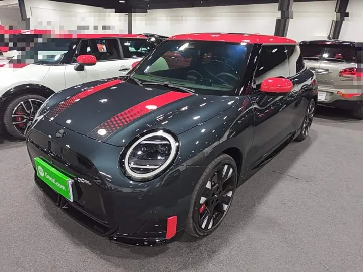 Mini Cooper JCW 2025 из Китая — купить под ключ