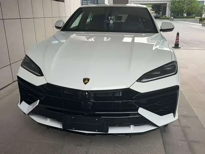 Lamborghini Urus SE 2026 из Китая — купить под ключ