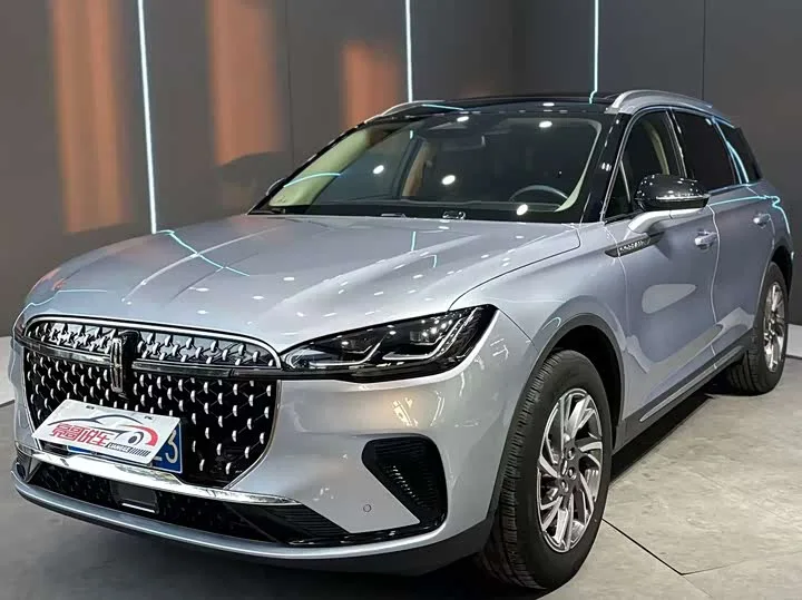 Lincoln Corsair 2023 из Китая — купить под ключ