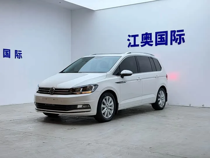 Volkswagen Touran L 2023 из Китая — купить под ключ