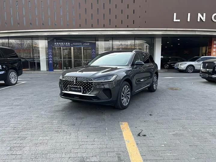 Lincoln Corsair 2025 из Китая — купить под ключ