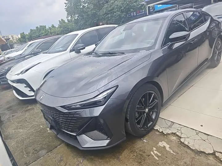 Changan UNI-V 2023 из Китая — купить под ключ