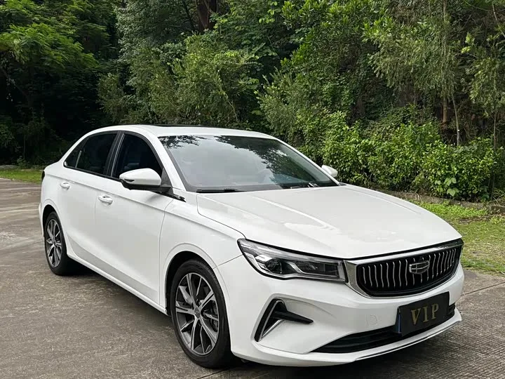 Geely Emgrand 2022 из Китая — купить под ключ