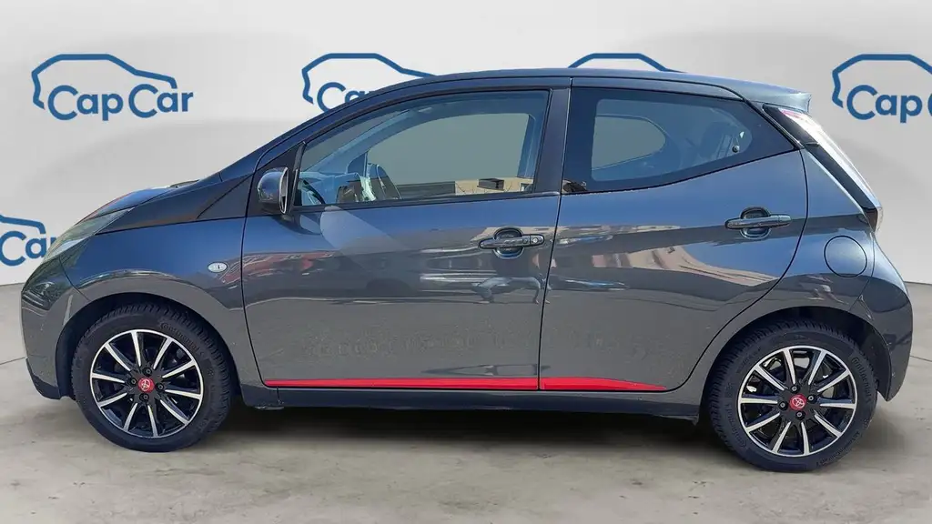 Toyota Aygo 2015 из Европы — купить под ключ