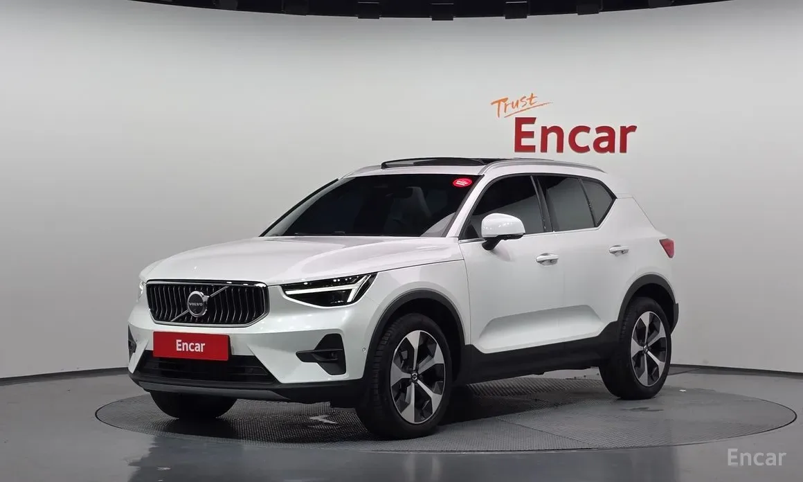 Volvo XC40 2024 из Кореи — купить под ключ