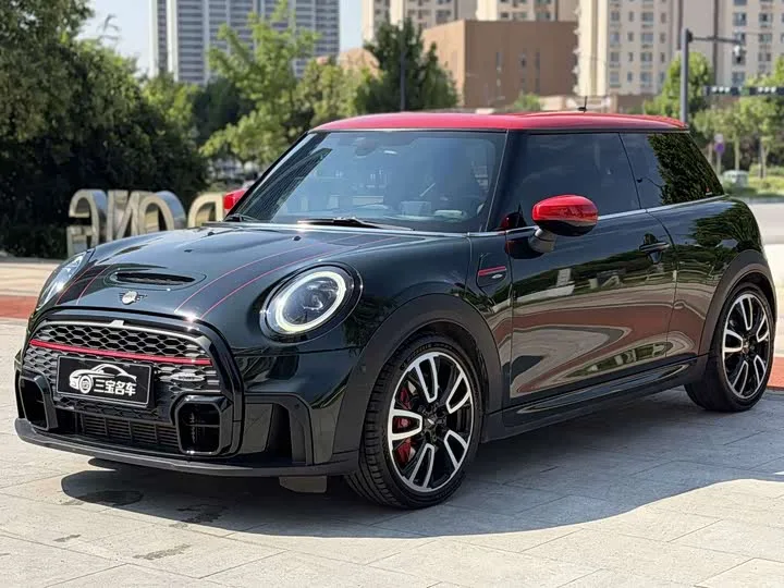 Mini Mini JCW 2023 из Китая — купить под ключ