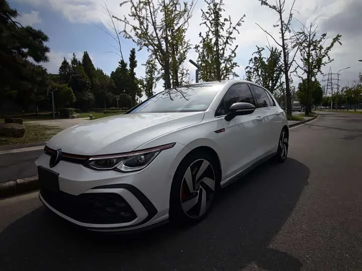 Volkswagen Golf GTI 2023 из Китая — купить под ключ