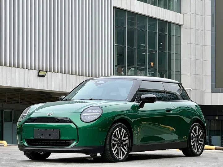 Mini Cooper 2025 из Китая — купить под ключ