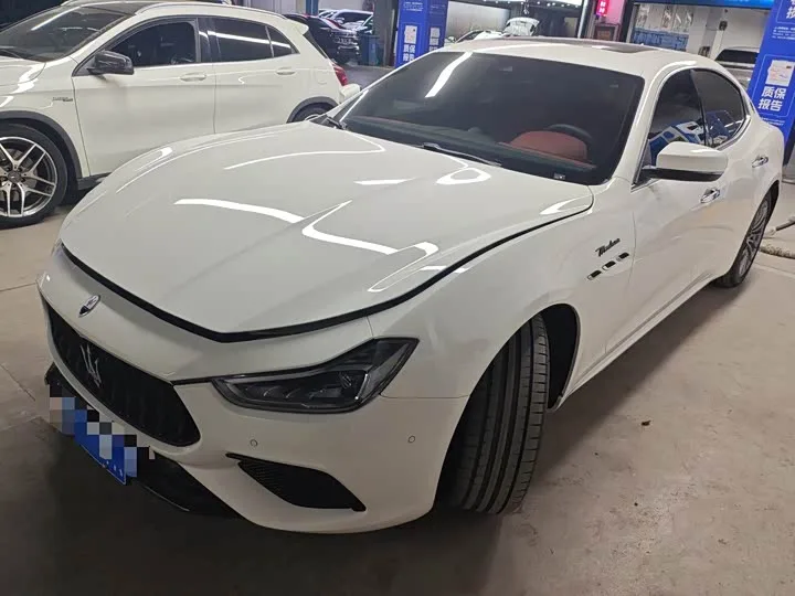 Maserati Ghibli 2023 из Китая — купить под ключ