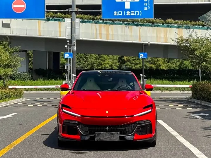 Ferrari Purosangue 2024 из Китая — купить под ключ
