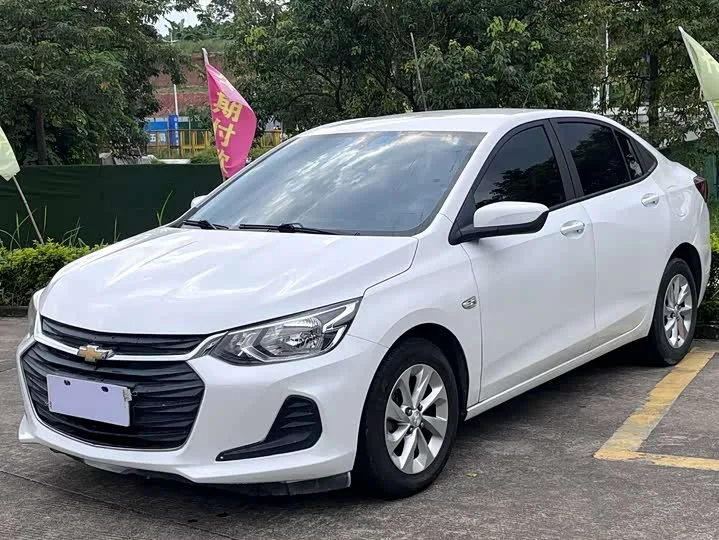 Chevrolet Onix (Cavalier) 2022 из Китая — купить под ключ