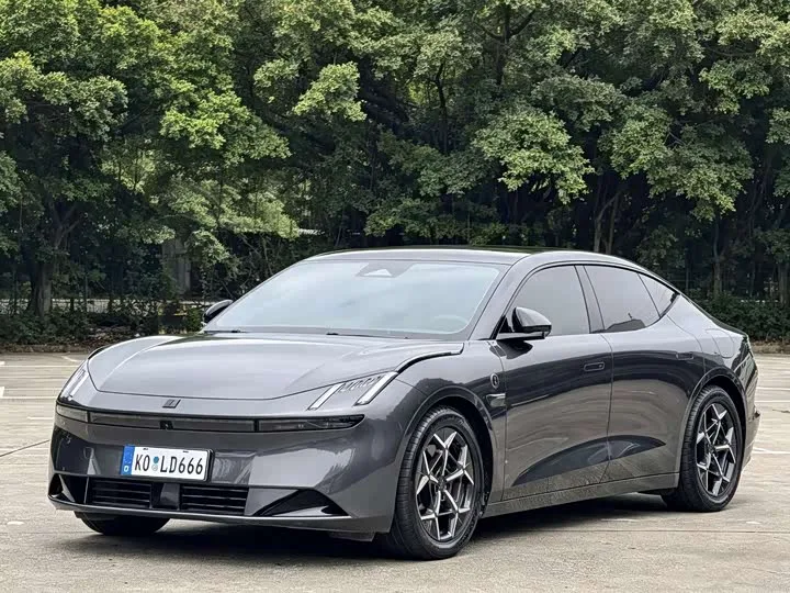 Lynk & Co Z10 2025 из Китая — купить под ключ