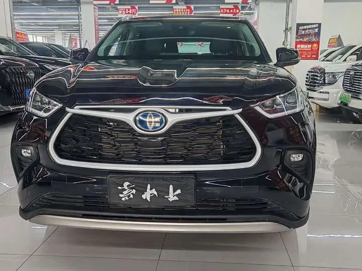 Toyota Highlander 2024 из Китая — купить под ключ
