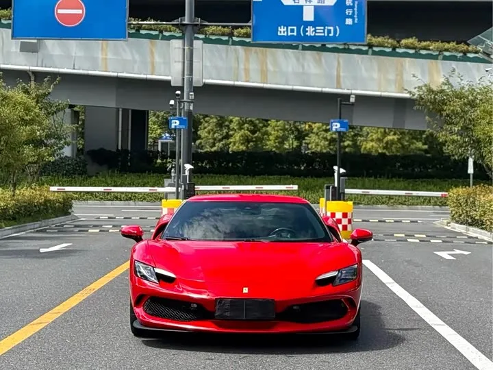 Ferrari 296 2023 из Китая — купить под ключ