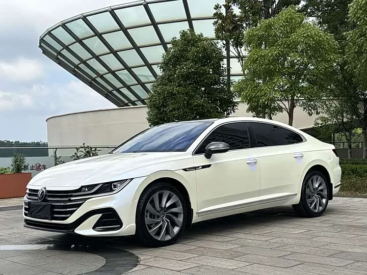 Volkswagen CC 2022 из Китая — купить под ключ