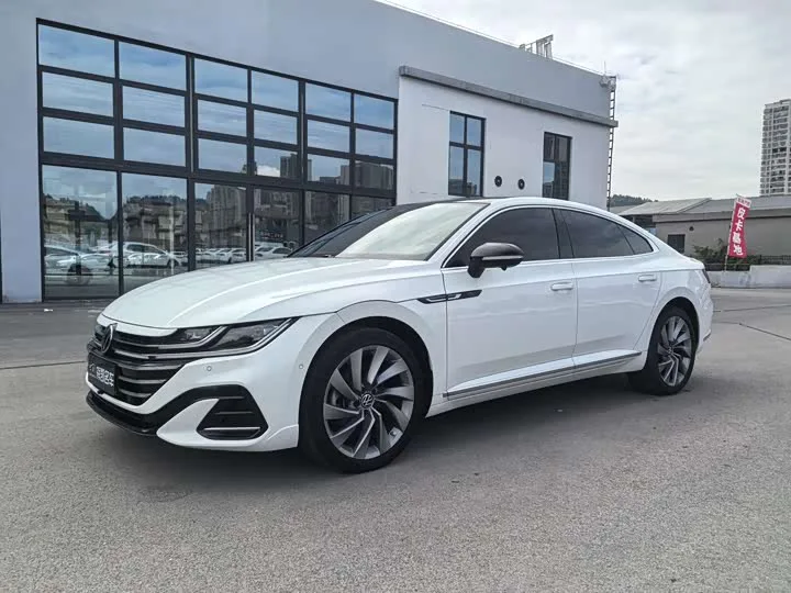 Volkswagen CC 2022 из Китая — купить под ключ