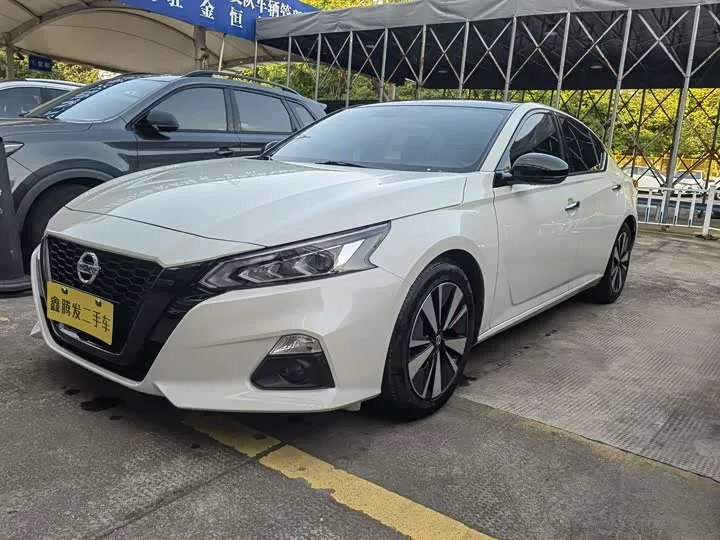 Nissan Teana 2022 из Китая — купить под ключ