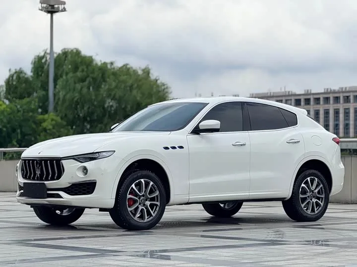 Maserati Levante 2023 из Китая — купить под ключ
