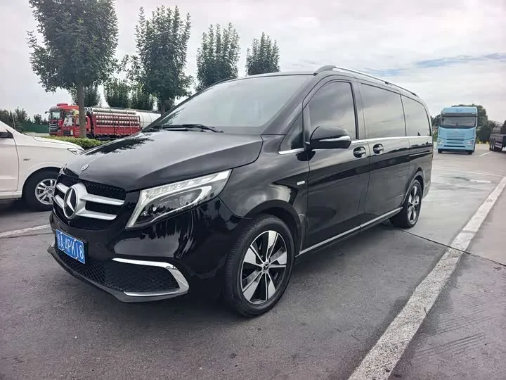 Mercedes-Benz V-Class 2022 из Китая — купить под ключ