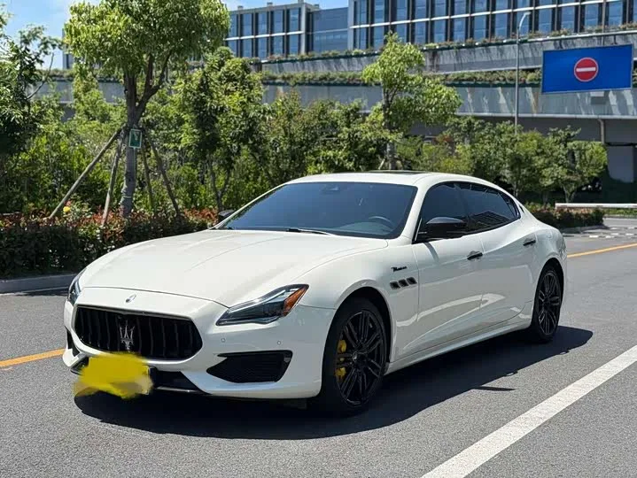 Maserati Quattroporte 2023 из Китая — купить под ключ