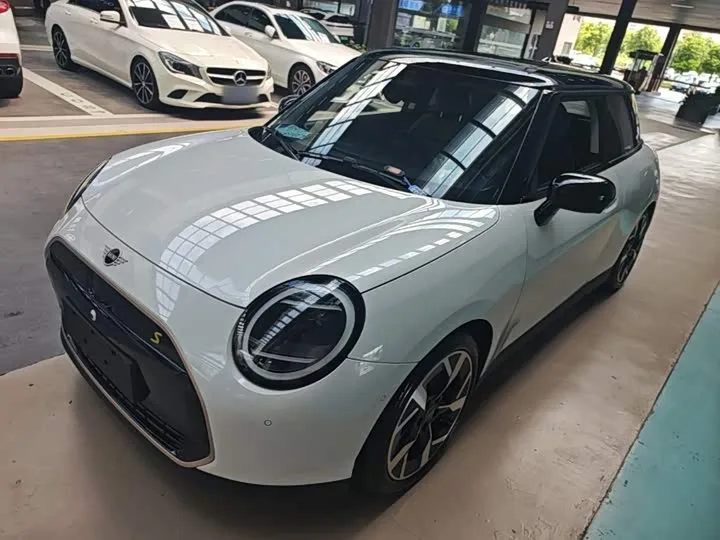 Mini Cooper 2025 из Китая — купить под ключ