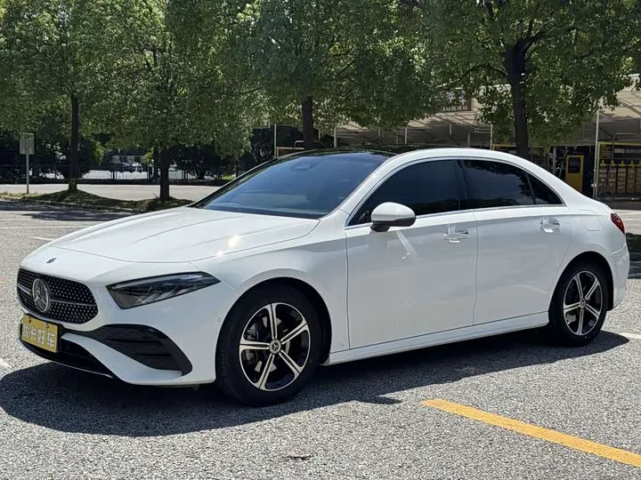 Mercedes-Benz A-Class 2023 из Китая — купить под ключ