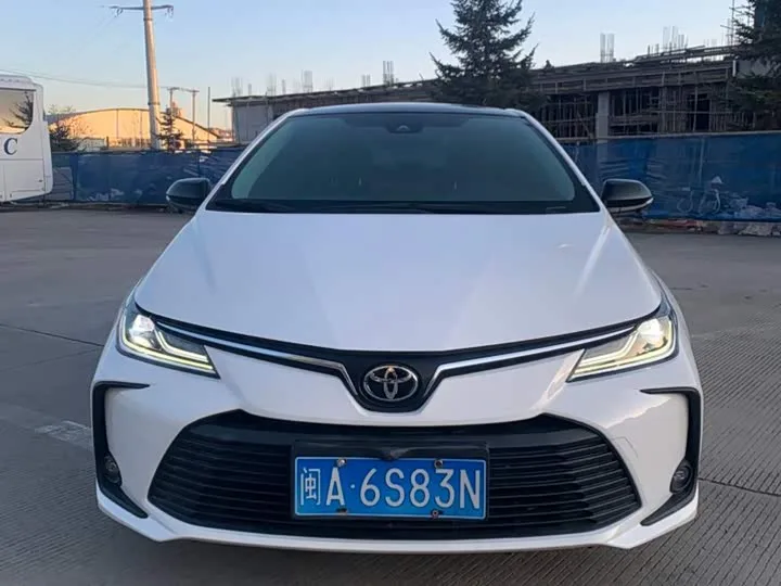 Toyota Corolla 2022 из Китая — купить под ключ