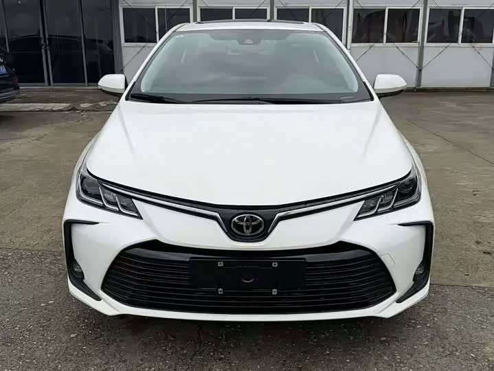 Toyota Corolla 2022 из Китая — купить под ключ
