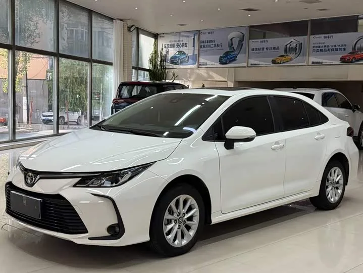 Toyota Corolla 2023 из Китая — купить под ключ