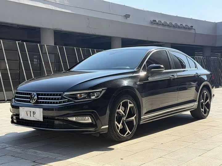 Volkswagen Magotan 2023 из Китая — купить под ключ