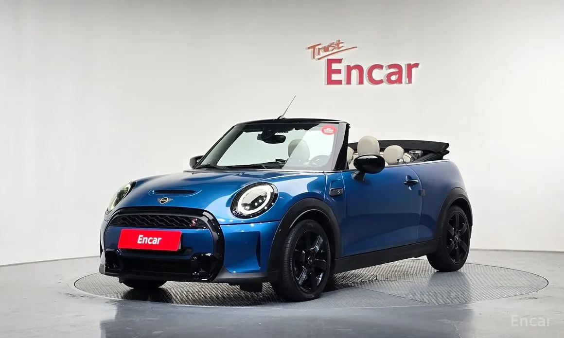 Mini Cooper Convertible 2001 из Кореи — купить под ключ