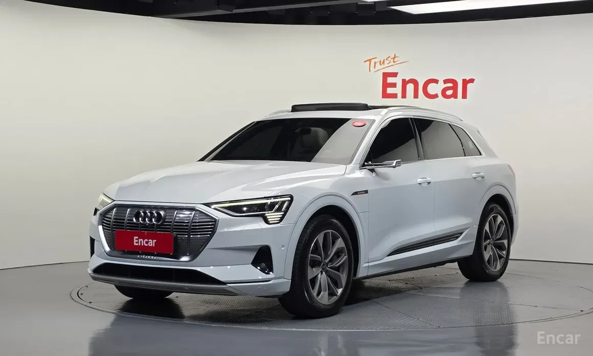 Audi e-tron 2023 из Кореи — купить под ключ