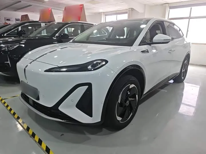Hongqi EHS5 (Tiangong 06) 2026 из Китая — купить под ключ